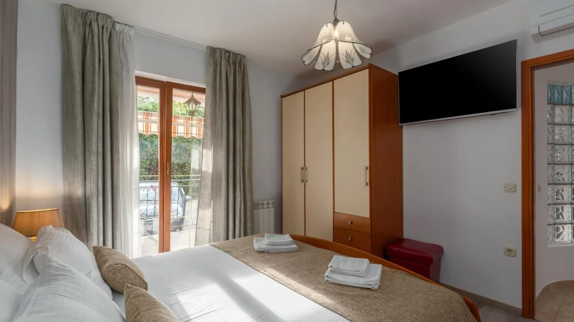 Apartments With Wifi Vrsar, Porec - 17473