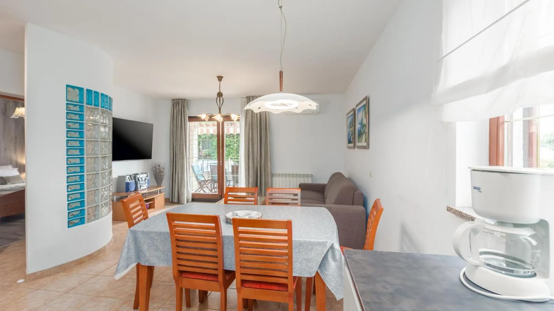 Apartments With Wifi Vrsar, Porec - 17473